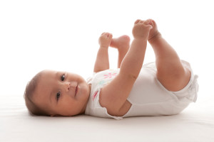 posture-6-month-toe-grab